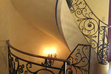Example of a tuscan staircase design in New York