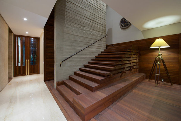 Contemporary Staircase by SPASM