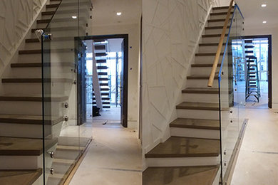 Example of a minimalist staircase design in New York