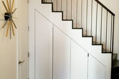 Foto de escalera en L vintage grande con escalones de madera y contrahuellas de madera