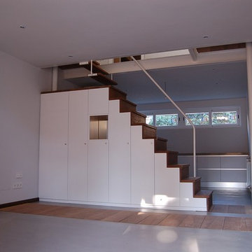 Ejecución de escalera en una construcción de vivienda familiar.