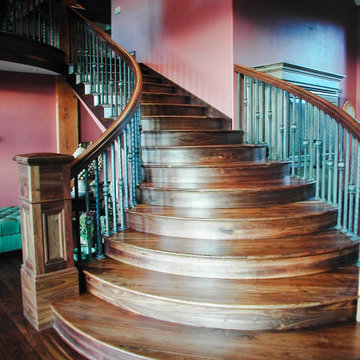 Elegant Traditional Stair