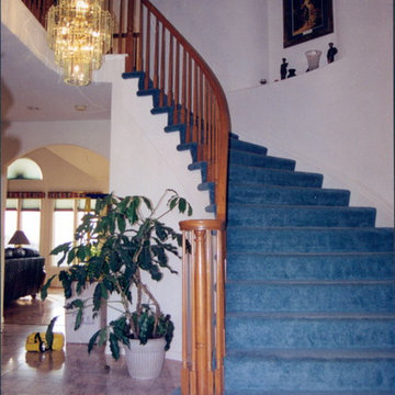 Entry Staircase - Before