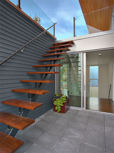 Modern Staircase by Jim Burton Architects