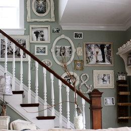 https://www.houzz.com/photos/family-photo-wall-shabby-chic-style-staircase-chicago-phvw-vp~108958