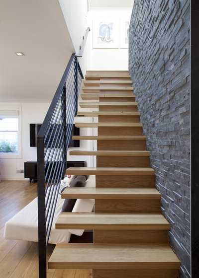 Contemporary Staircase by Feldman Architecture, Inc.