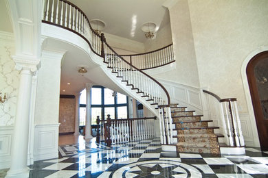 Elegant staircase photo in Detroit
