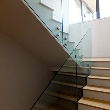 Frameless Glass Stair Rail 1