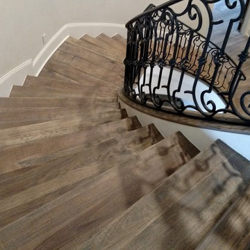 Gray Sawn wood floors