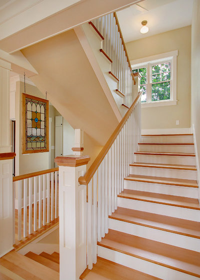 Traditional Staircase by RW Anderson Homes