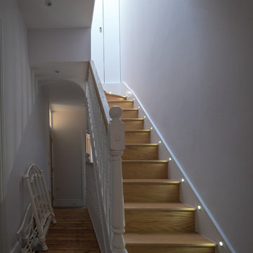 Grove Avenue, Twickenham TW1: New Staircase