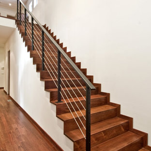 Minimalist staircase photo in New York