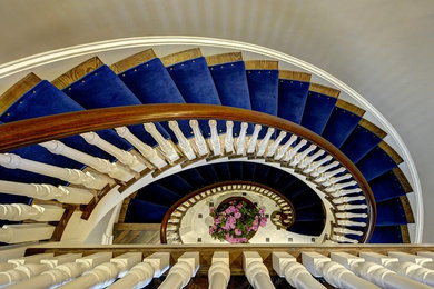 Elegant staircase photo in New York