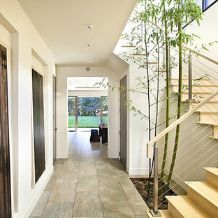 Staircase - zen staircase idea in San Francisco