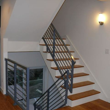 Horizonatal railings