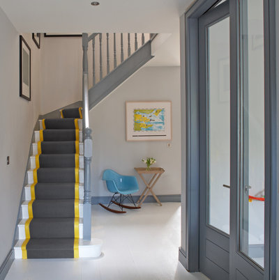 Contemporary Staircase by Optimise Home