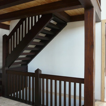Lakefront Retreat - Custom Timber Staircase