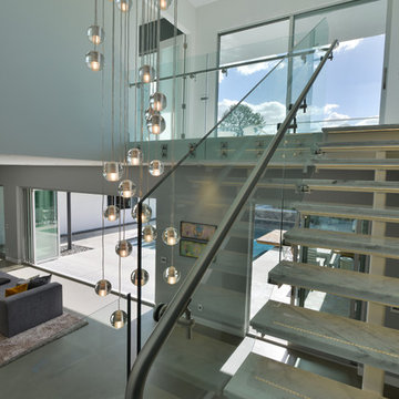 Lakewood Modern Residence
