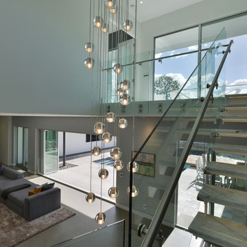 Lakewood Modern Residence
