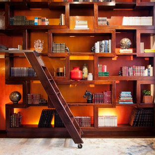 Kleine Moderne Holztreppe mit offenen Setzstufen in New York