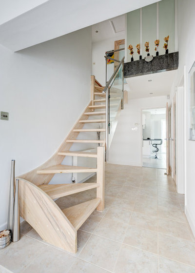 Modern Treppen by Colin Cadle Photography