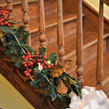 Mansion Christmas Decor