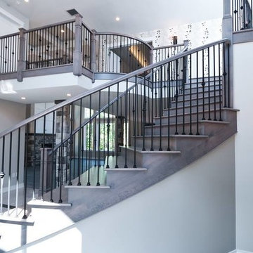 Martell Custom Homes - Curved Stair