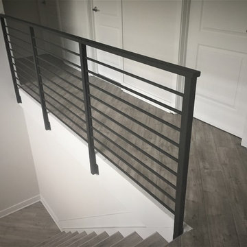 Meredith - horizontal steel railing