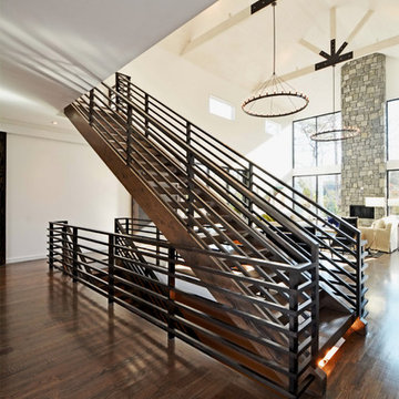 Modern Barn®, Trajan
