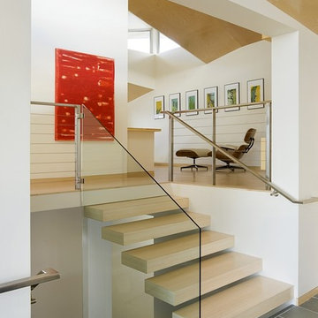 Modern Beach Home Staircases