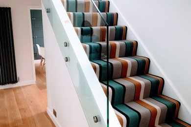 Photo of a contemporary staircase in Surrey.