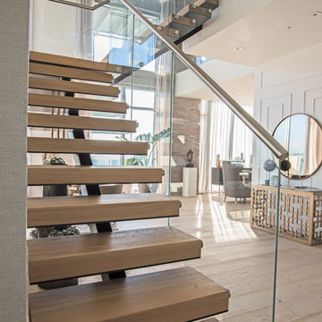Modern Center Beam Staircase Collaboration
