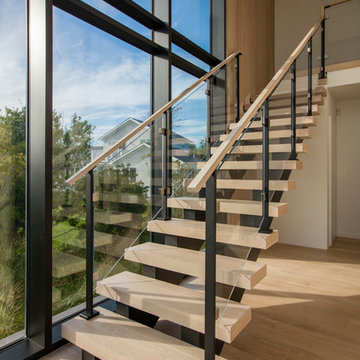 Modern Glass Staircase Railing