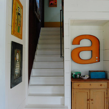 My Houzz: Colorful Vintage Finds fill a Chic Modern Farmhouse