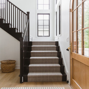 Idée de décoration pour un escalier nordique.