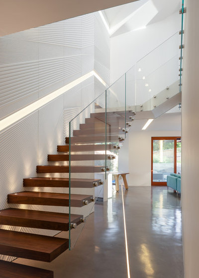 Contemporary Staircase by Bijl Architecture