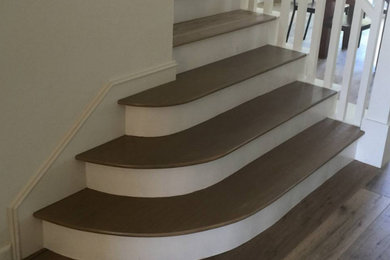 Staircase - contemporary staircase idea in Orange County