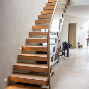 Oak Staircase with Glass and Oak Handrail