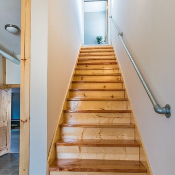 Off-Grid Barn Home Apartment - Canon City, CO