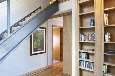 This is an example of a contemporary straight staircase in Detroit.