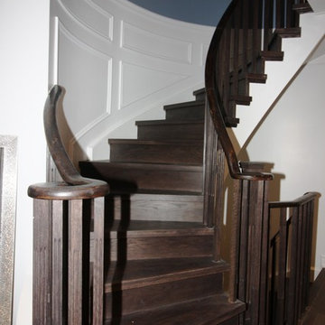 Oshawa Kitchen and Stairs Renovation