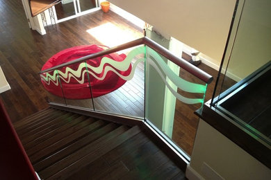 Photo of a contemporary staircase in Los Angeles.