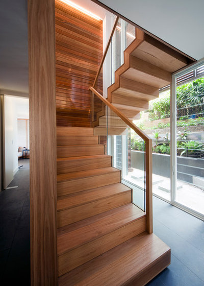 Contemporary Staircase by justin long design