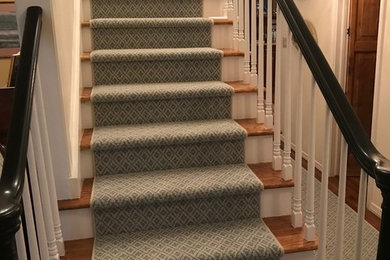 Example of a transitional staircase design in Denver