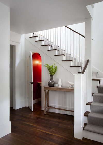 Traditional Staircase by Cuppett Kilpatrick Architecture + Interior Design