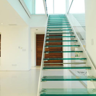Moderne Treppe in Sonstige