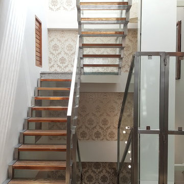 RAJ RESIDENCE
