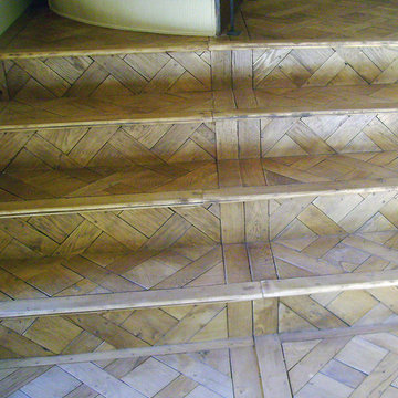Reclaimed White Oak Versailles Staircase