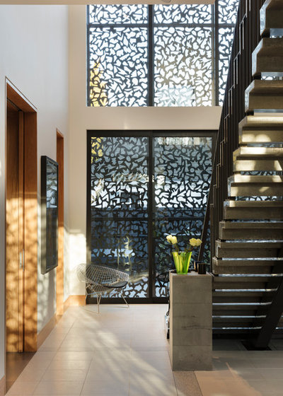 Modern Staircase by PRau - Phil Redmond Architecture & Urbanism