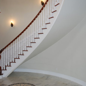 River Ridge Curved Stairway